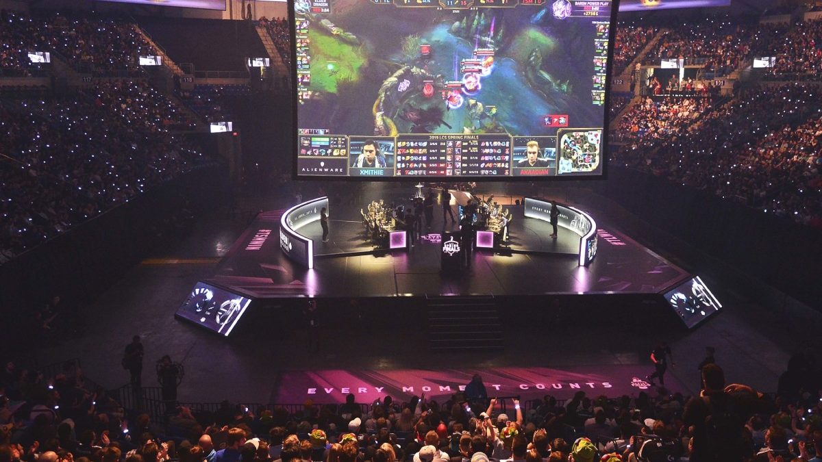 The Rise of Esports: Exploring the World of Competitive Video Gaming for Students